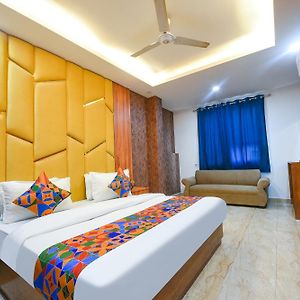 Fabhotel Grand Villa Near Igi Airport New Delhi